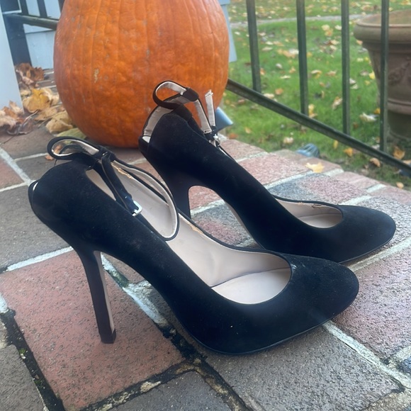 Zara Woman 5 inch Peak Heel Shoes, size 40 - Picture 5 of 11